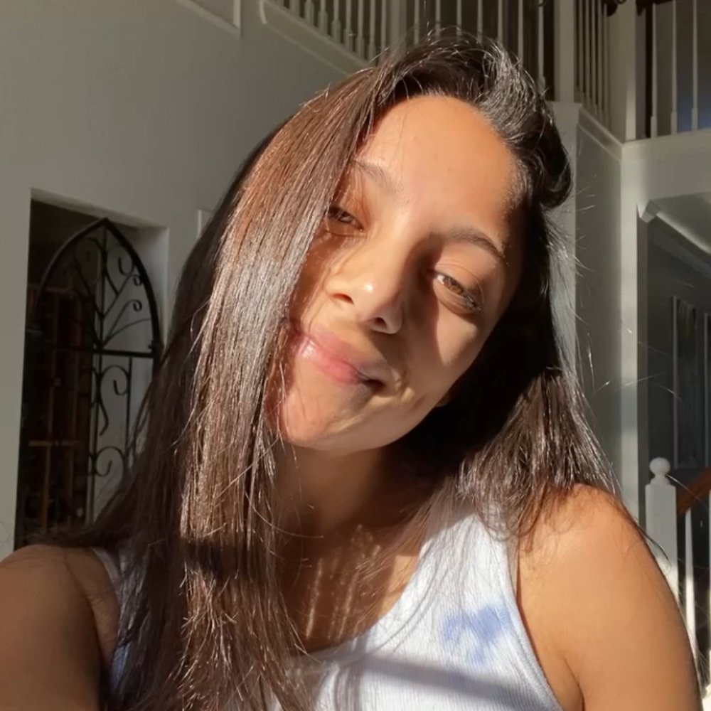 Meet your Posher, Sophia